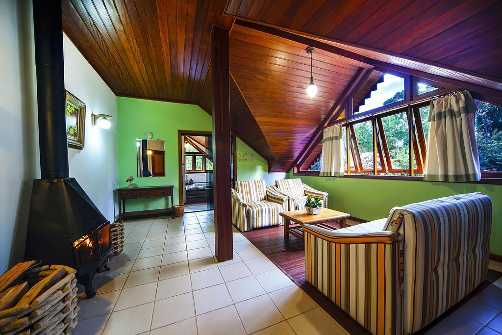 Hotel Pousada Dos Pinhos Pedra Azul  Zewnętrze zdjęcie